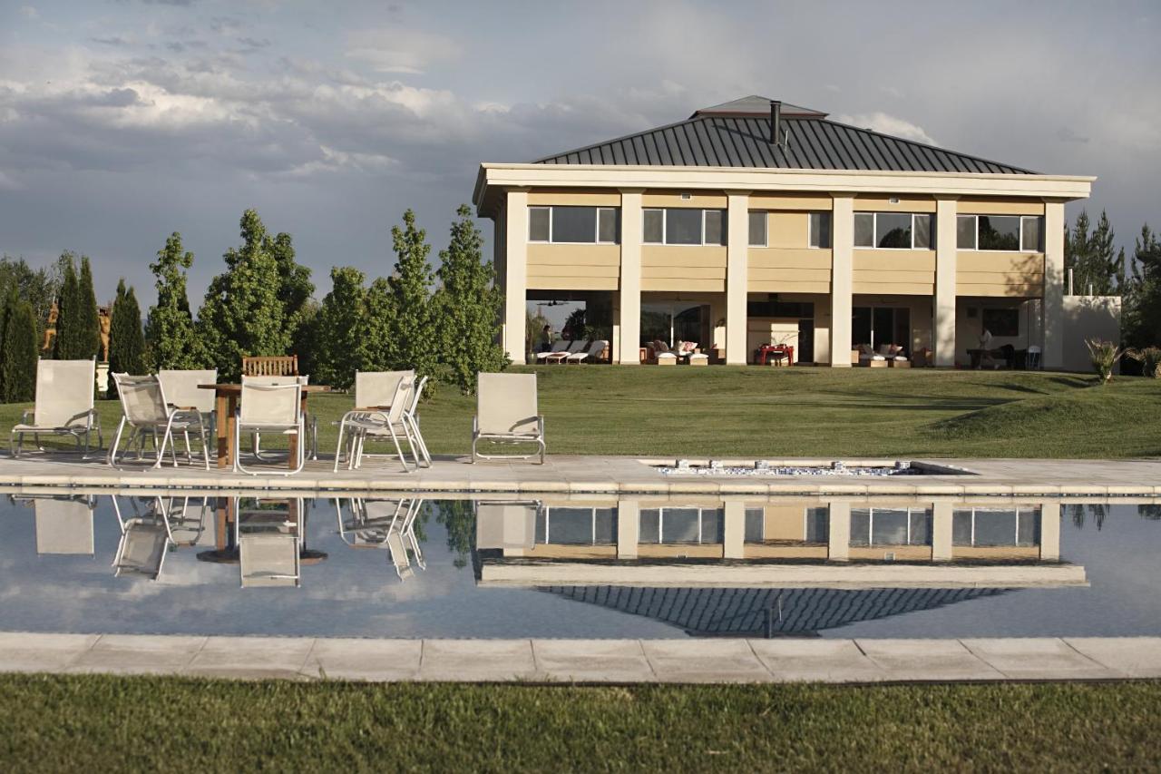 Estancia Mendoza Wine Hotel Tunuyán Exterior foto
